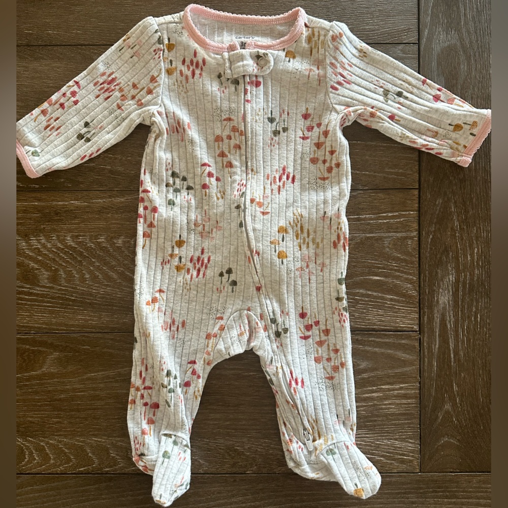 Carter’s One-Piece (girls)